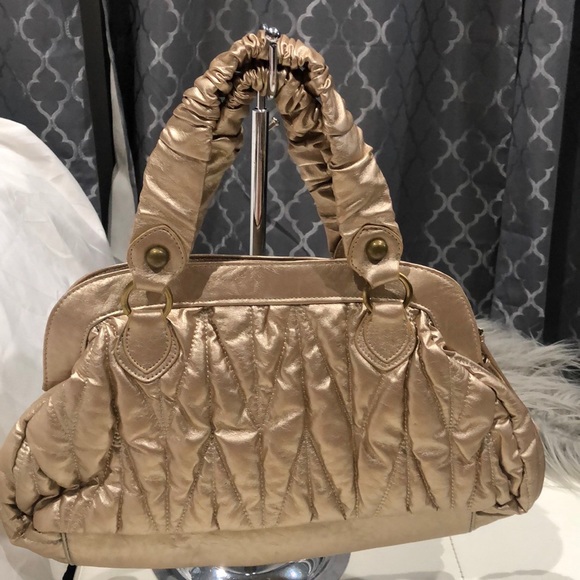 NWOT gold purse 👜 - Picture 4 of 14
